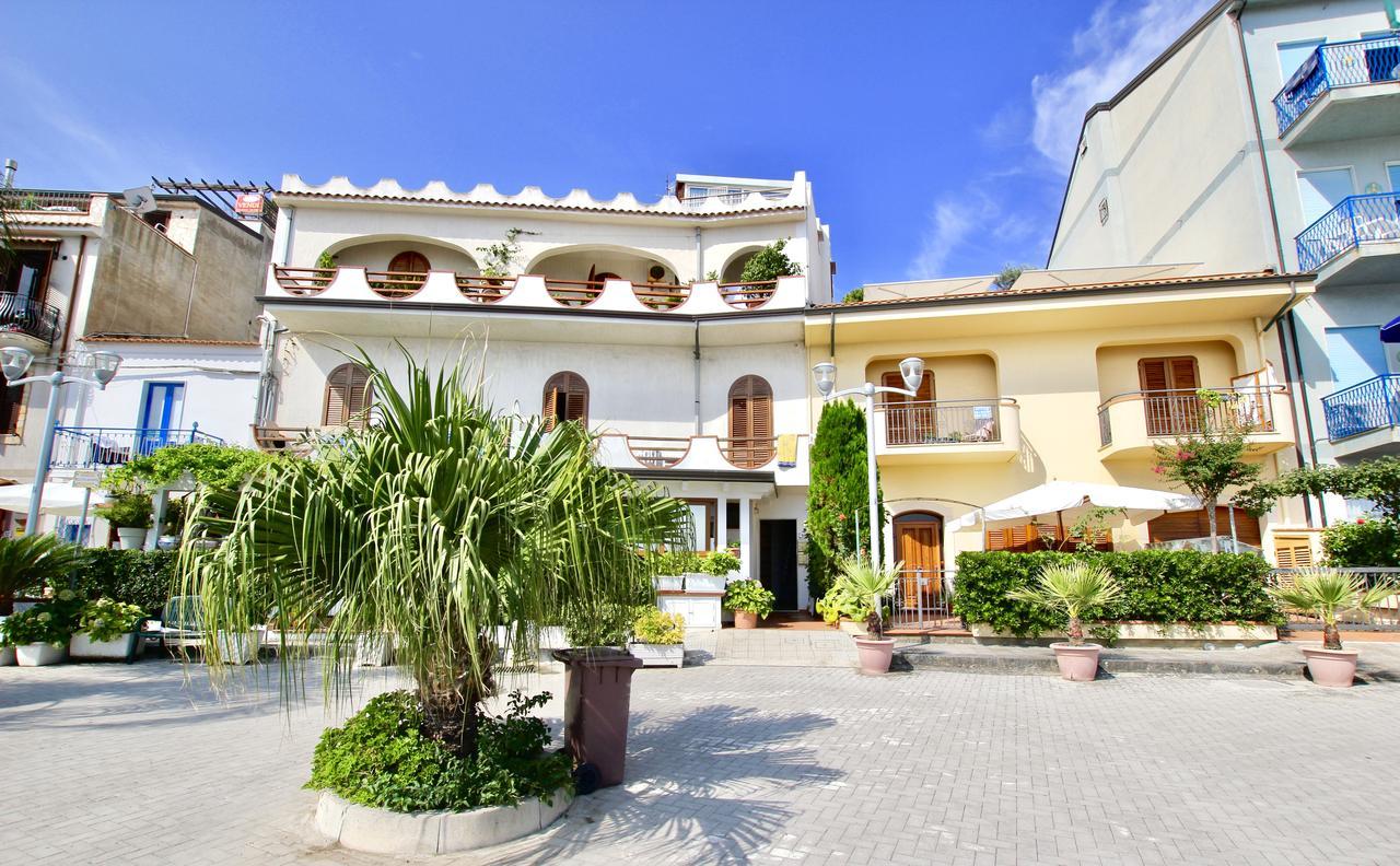 Le Case Del Borgo - Perla Capo dʼOrlando المظهر الخارجي الصورة